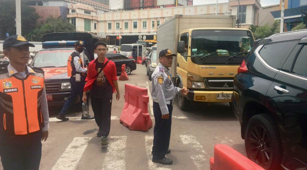 Cap Go Meh Glodok, Sudishub Jakbar Siagakan 80 Personel dan Derek