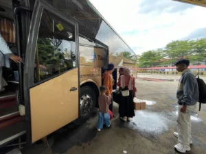 Terminal Jatijajar Catat Puncak Mudik, Sehari Tembus Lebih 1.600 Penumpang