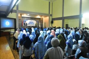 Wabup Fajar Aldila Apresiasi Guru Ngaji di Halal Bihalal BKPRMI