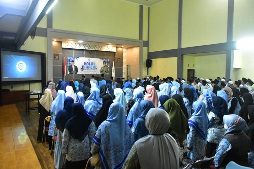 Wabup Fajar Aldila Apresiasi Guru Ngaji di Halal Bihalal BKPRMI