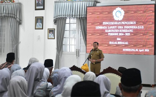 Sumedang Tegaskan Komitmen Ramah Lansia Lewat Pelantikan LLI dan Halal Bihalal